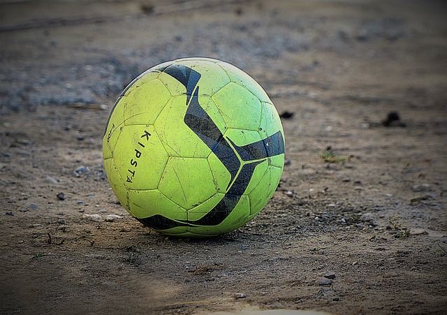 西媒：梅西造访诺坎普未提前联系巴萨，但俱乐部显然知情